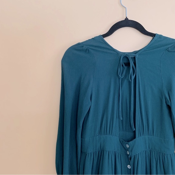 Green Lunik Dress with back tie - Picture 3 of 4